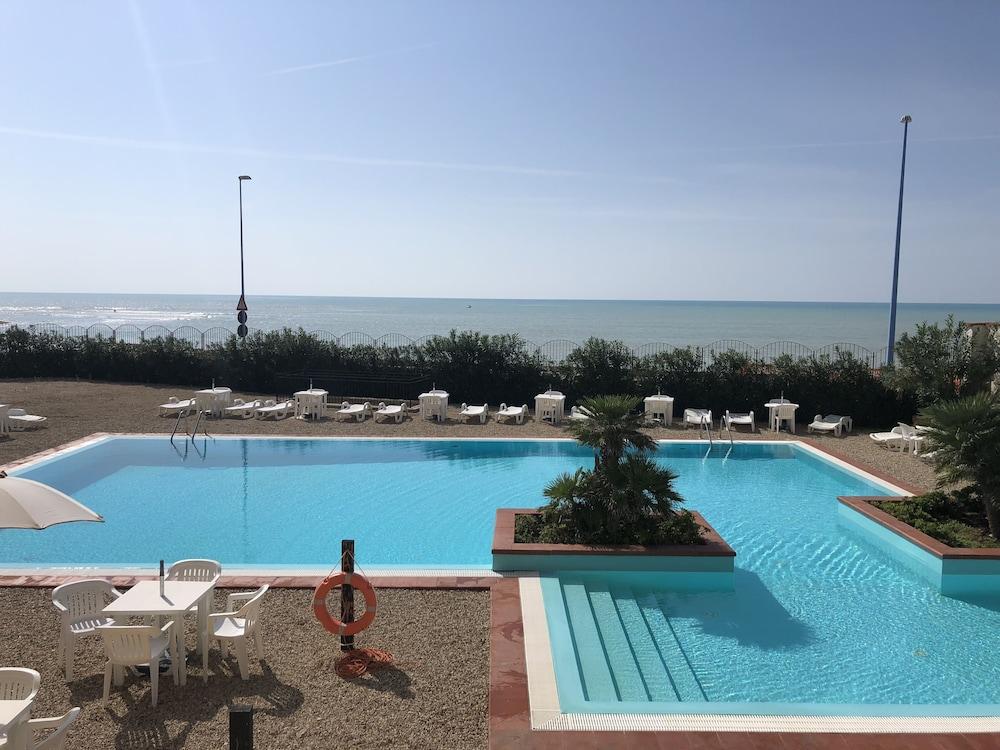 Residence Hotel Antica Perla Сан-Леоне Екстер'єр фото
